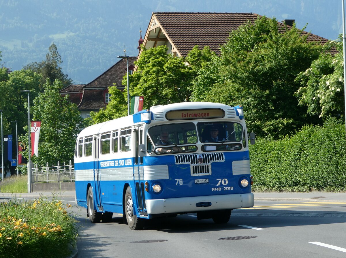 (250'530) - VBL Luzern (vbl-historic) - Nr. 76/LU 15'337 - Twin Coach am 27. Mai 2023 in Sarnen, OiO