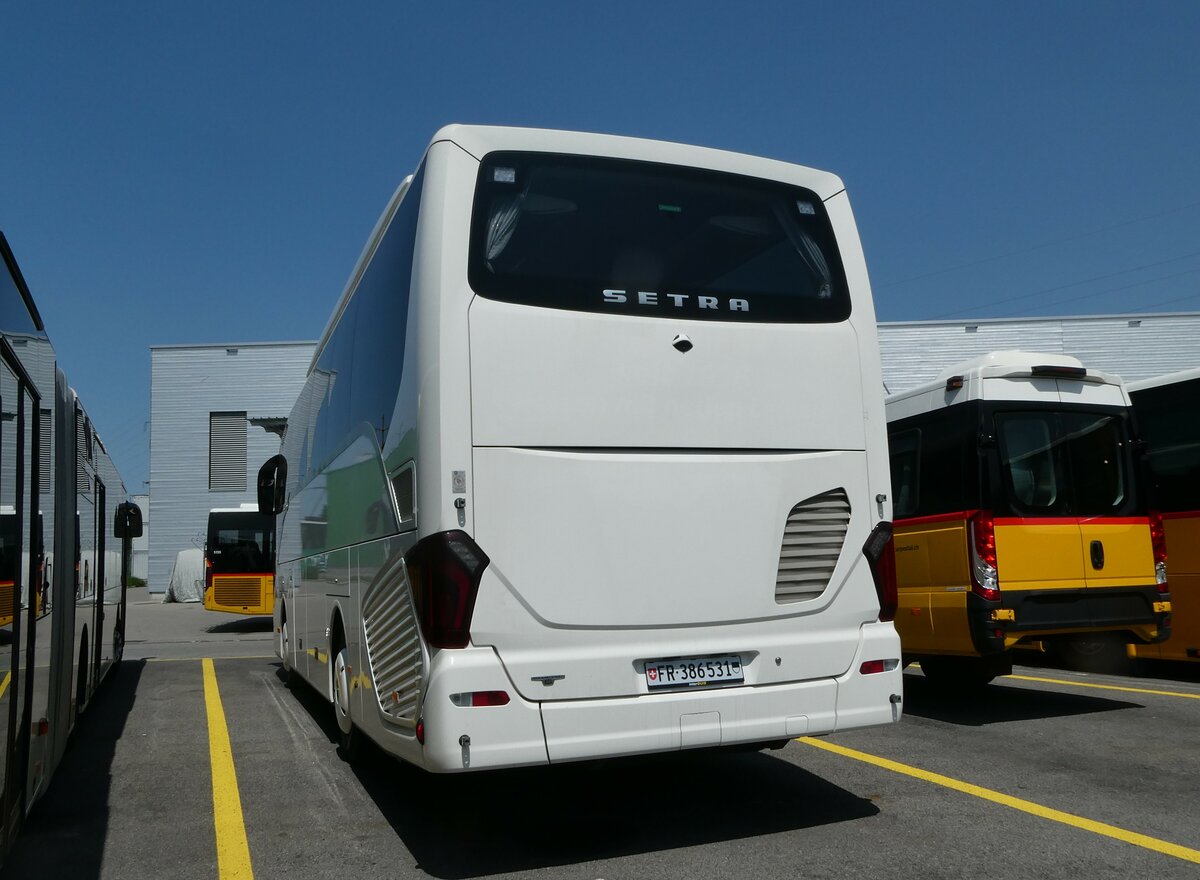 (250'724) - Interbus, Kerzers - FR 386'531 - Setra (ex Hofmann, D-Bad Rappenau) am 29. Mai 2023 in Kerzers, Interbus