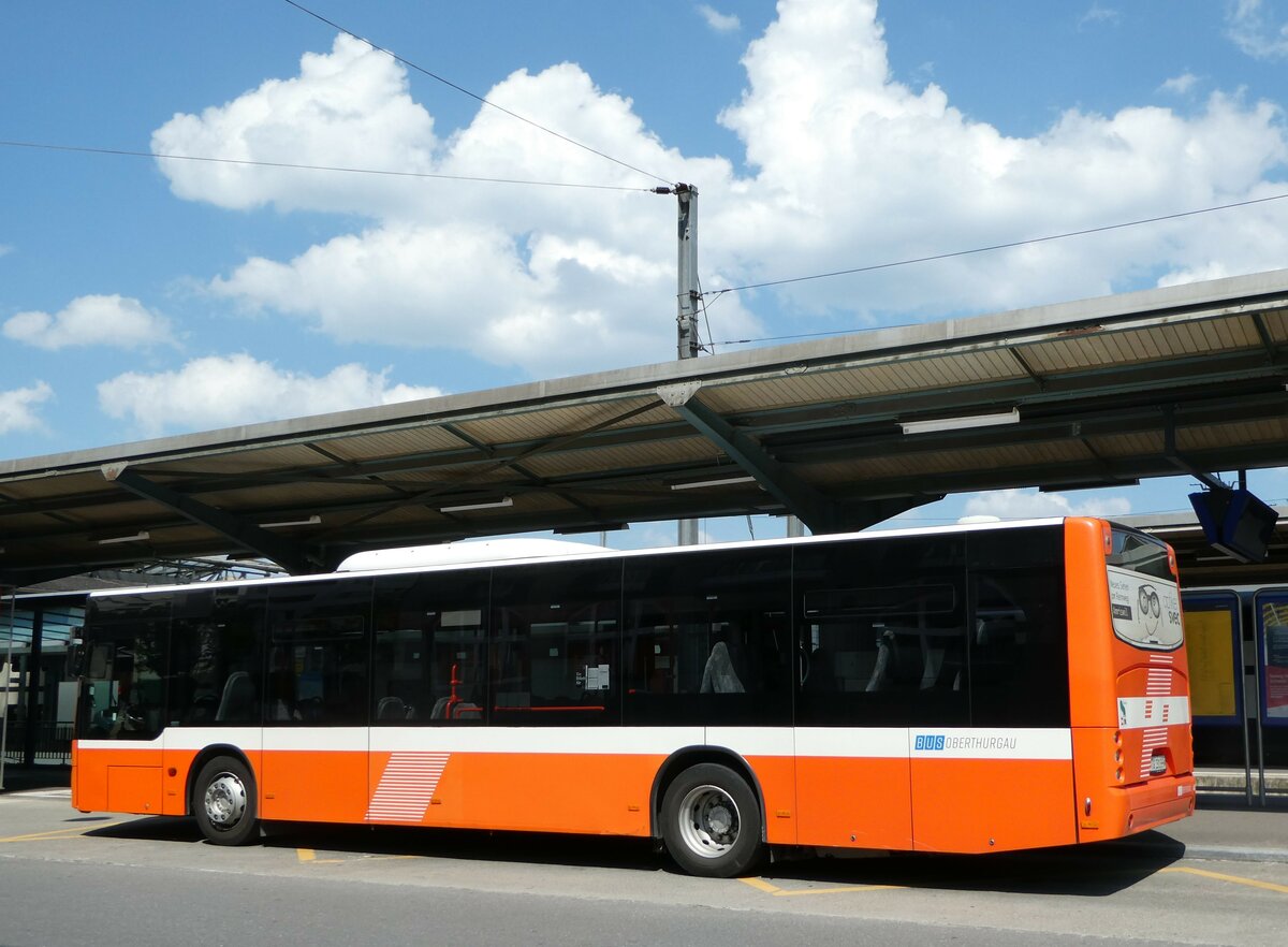 (250'826) - BOTG Amriswil - Nr. 402/TG 231'399 - Neoplan (ex Nr. 6) am 30. Mai 2023 beim Bahnhof Romanshorn