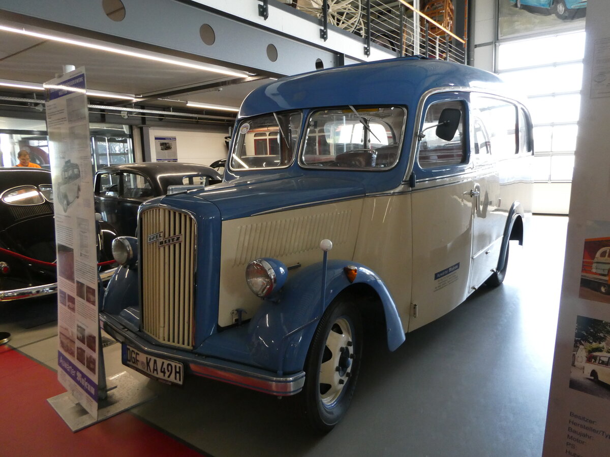 (250'938) - Fricke, Springe (Auw�rter) - DGF-KA 49H - Opel/Reutter am 4. Juni 2023 in Pilsting, Auw�rter Automobil-Park