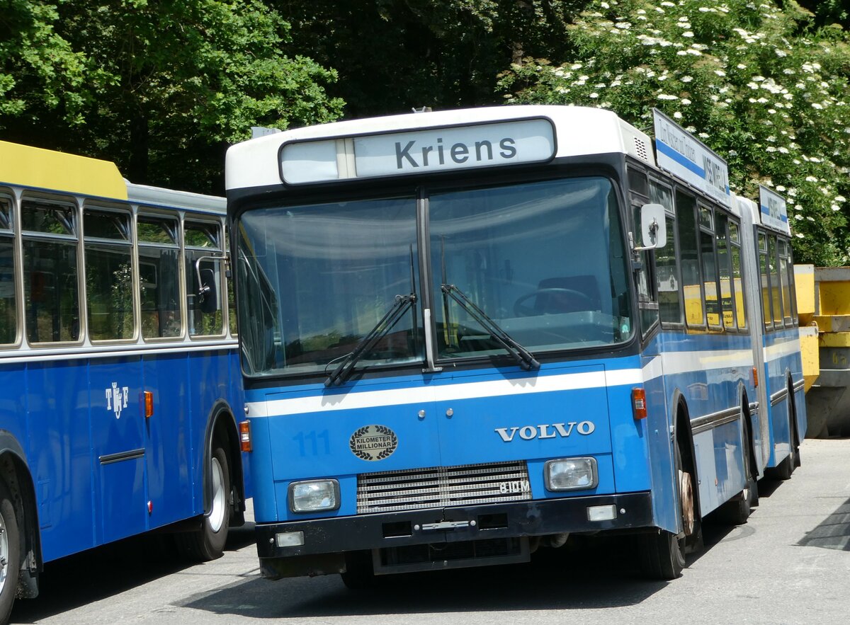 (251'688) - Krauer, Kehrsatz - Volvo/R&J (ex VBL Luzern Nr. 111) am 18. Juni 2023 in Burgdorf, �kihof Ziegelgut