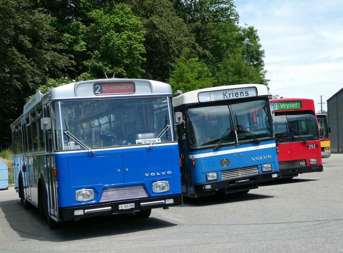 (251'702) - TF Fribourg (CTF) - Nr. 63/FR 180'988 - Volvo/Hess (ex TPF Fribourg Nr. 63; ex TF Fribourg Nr. 63) am 18. Juni 2023 in Burgdorf, �kihof Ziegelgut