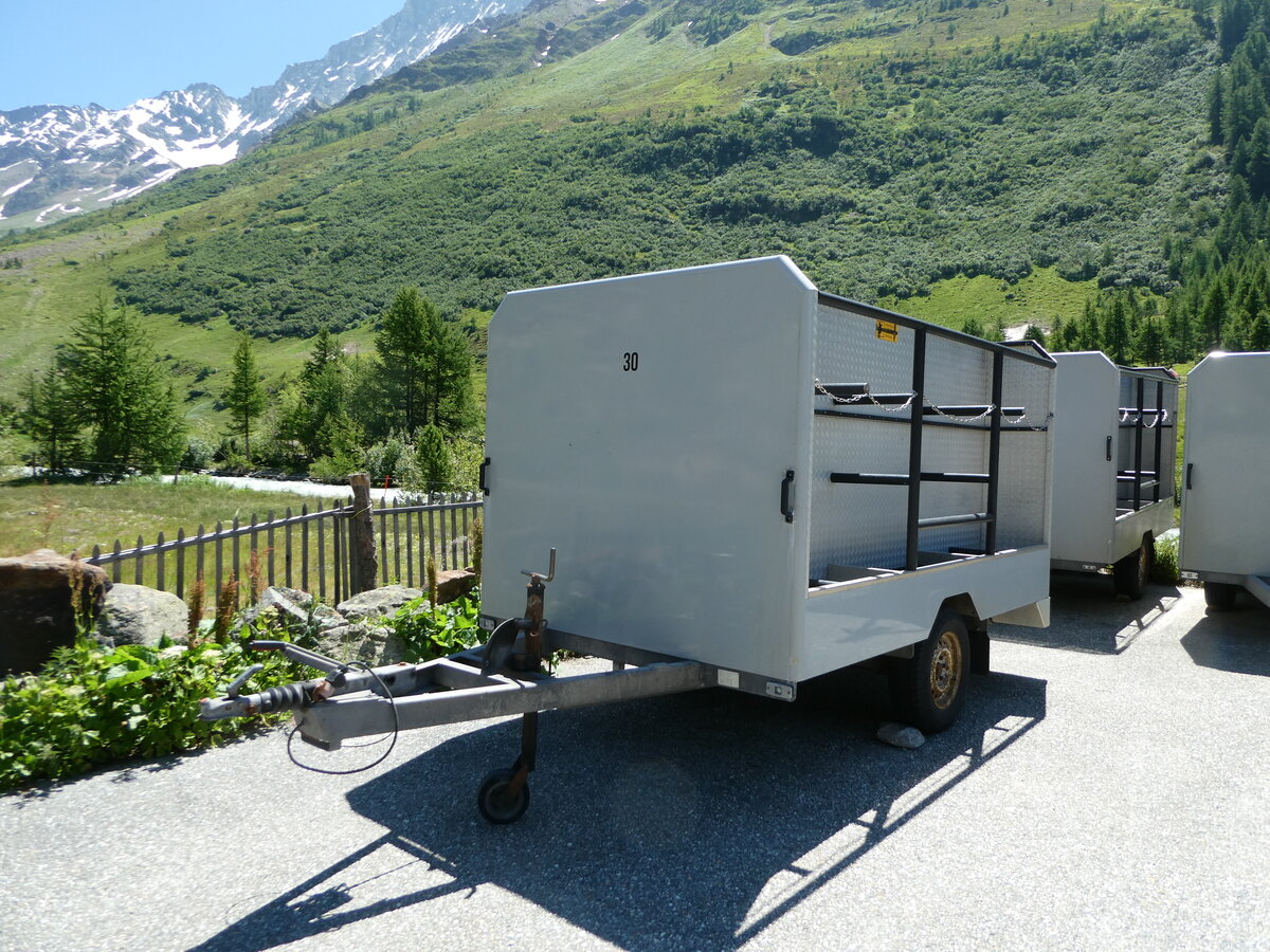 (252'048) - Jaggi, Kippel - Nr. 30/VS 8549 - Car-Tech Gep�ckanh�nger am 25. Juni 2023 auf der Fafleralp