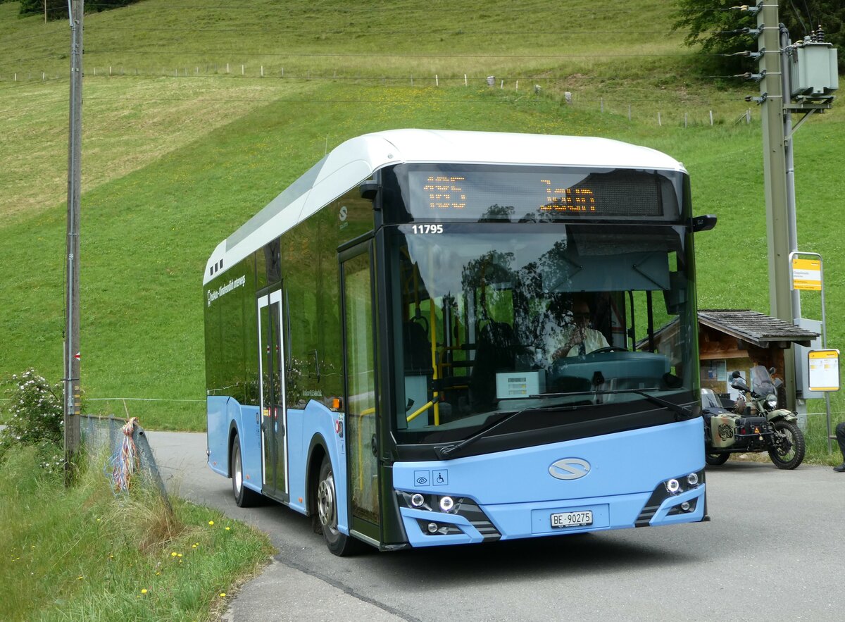 (252'184) - PostAuto Bern - BE 90'275/PID 11'795 - Solaris (ex BE 610'546) am 1. Juli 2023 in Abl�ndschen, Chappelematte