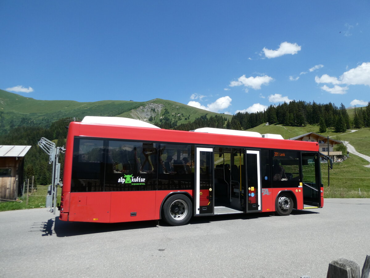 (252'637) - AFA Adelboden - Nr. 56/BE 611'030 - Scania/Hess am 11. Juli 2023 in Lenk, B�hlberg