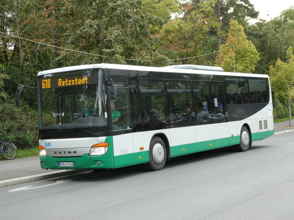 (254'320) - Reichert, Zellingen - MSP-YX 44 - Setra am 29. August 2023 beim Bahnhof W�rzburg