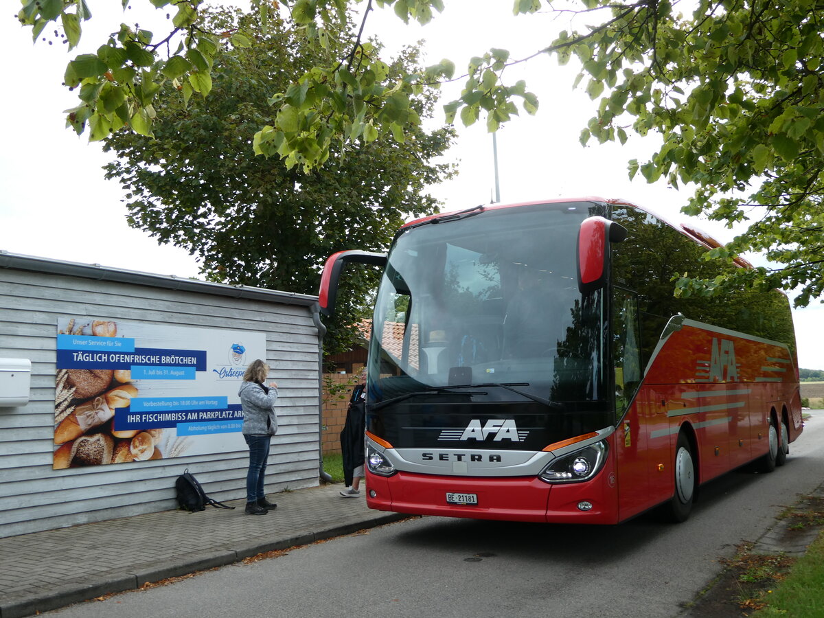 (254'517) - Aus der Schweiz: AFA Adelboden - Nr. 16/BE 21'181 - Setra am 1. September 2023 in Putgarten, Parkplatz