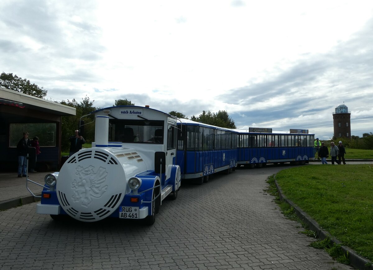 (254'521) - Kap-Arkona-Bahn, Putgarten - R�G-AB 561 - am 1. September 2023 am Kap Arkona