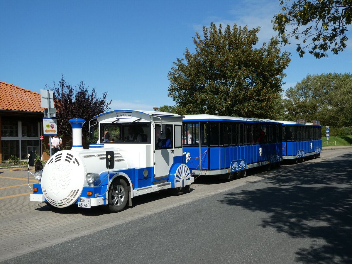 (254'580) - Kap-Arkona-Bahn, Putgarten - R�G-AB 560 - am 1. September 2023 in Putgarten, Parkplatz