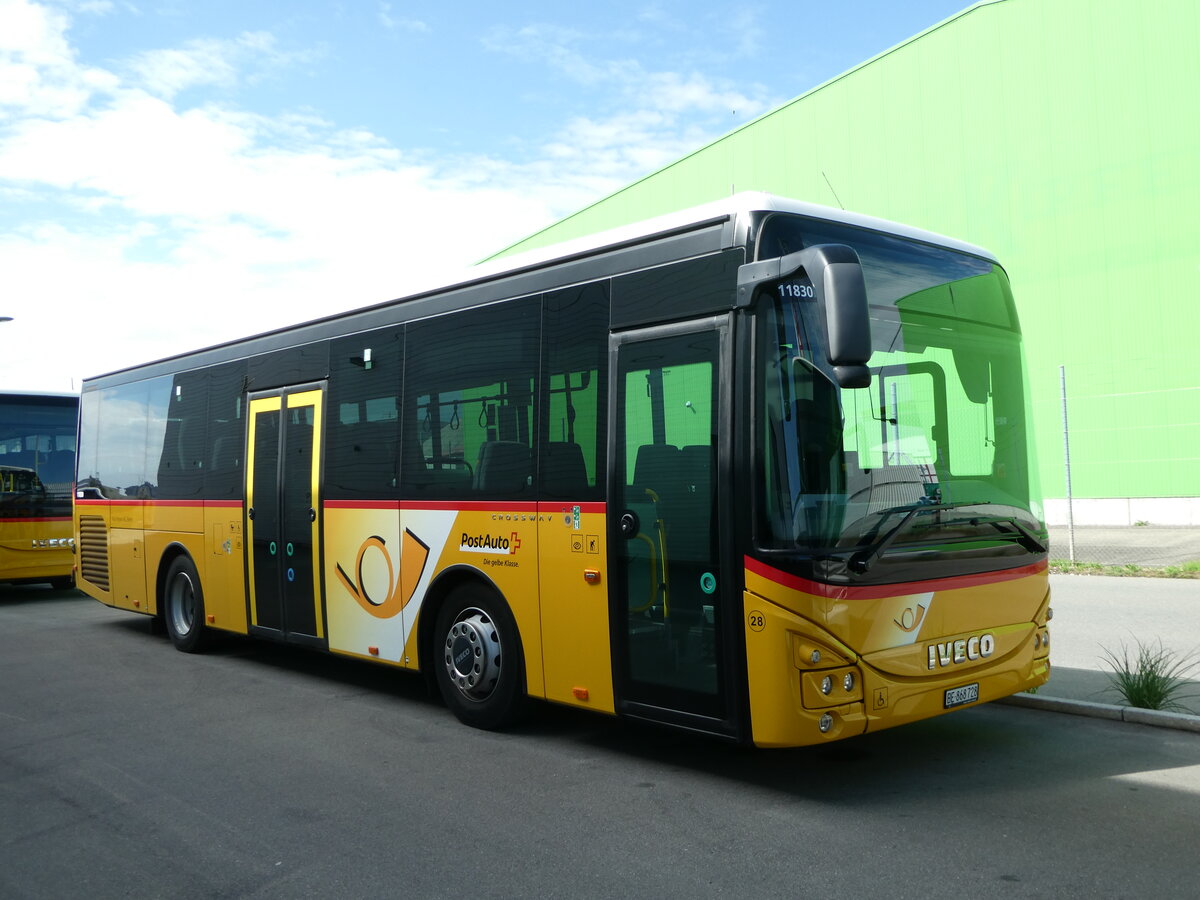 (255'205) - Fl�ck, Brienz - Nr. 28/BE 868'728/PID 11'830 - Iveco am 16. September 2023 in Kerzers, Interbus