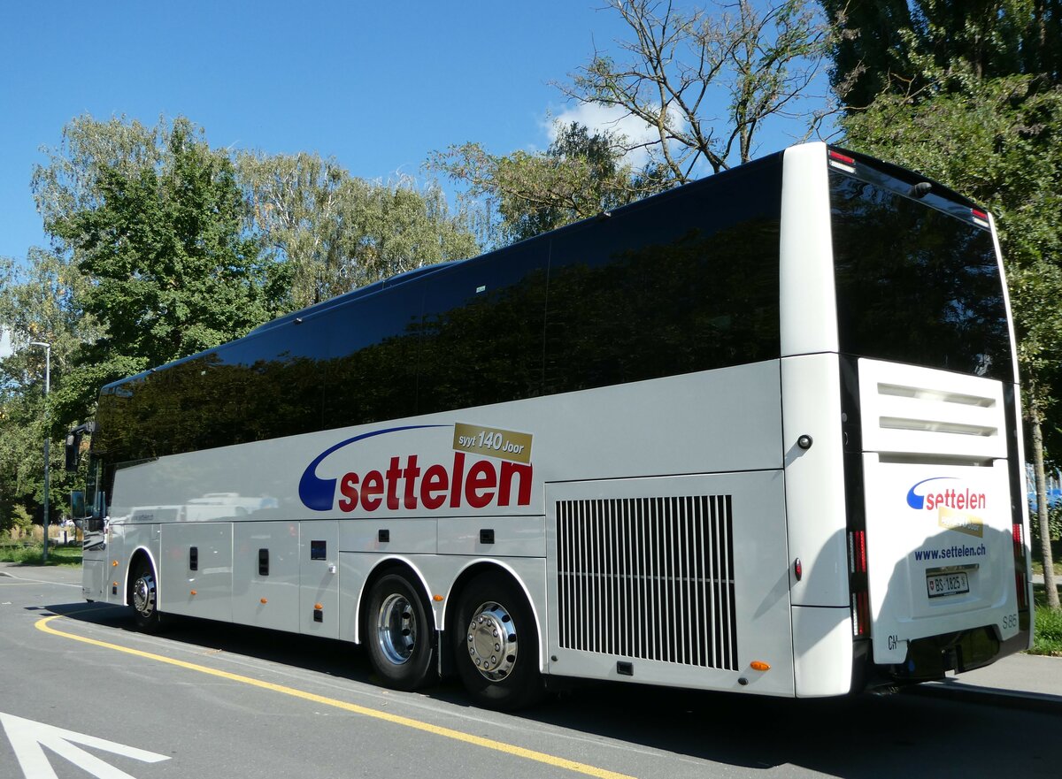 (255'538) - Settelen, Basel - Nr. S85/BS 1825 - Van Hool am 24. September 2023 in Thun, Lachen
