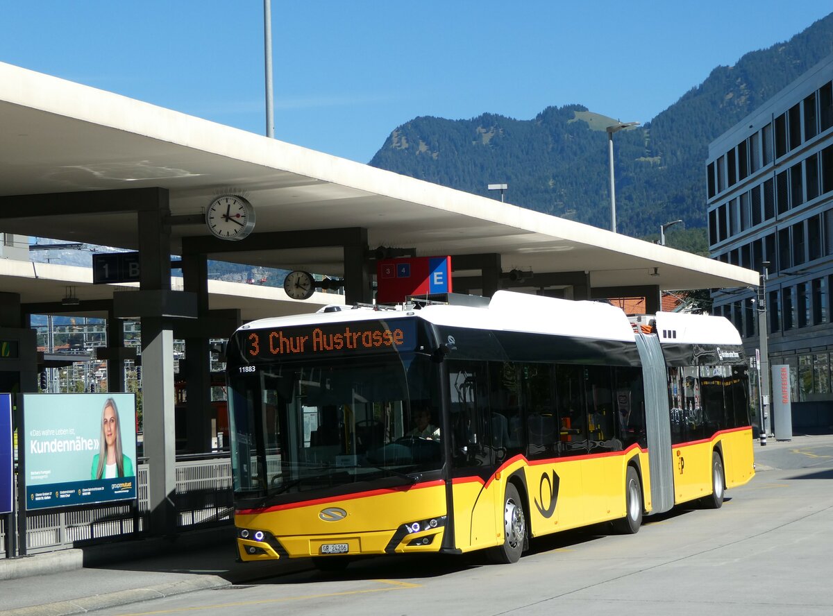 (255'587) - D�nser, Trimmis - GR 24'206/PID 11'883 - Solaris am 26. September 2023 beim Bahnhof Chur