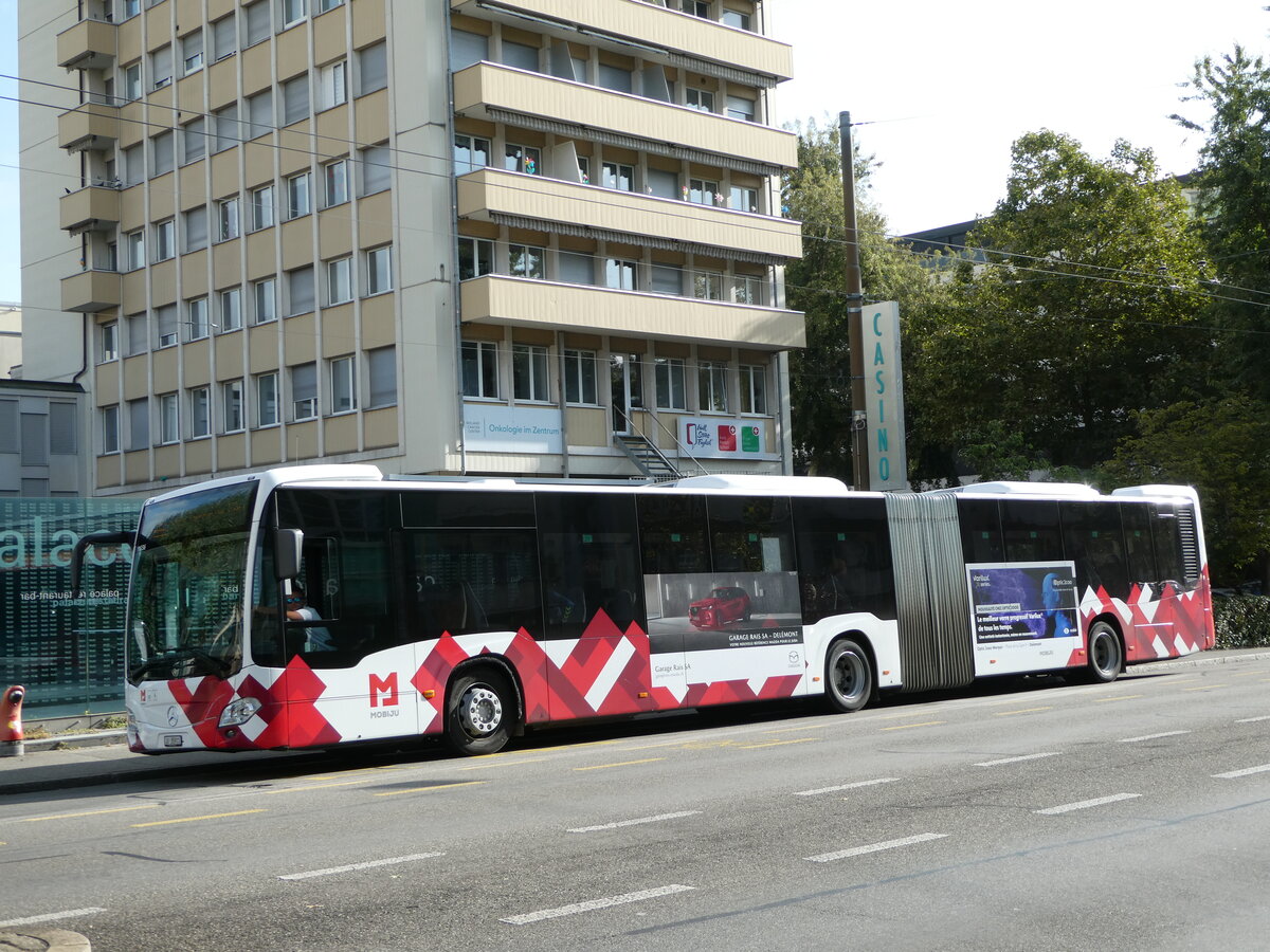 (255'701) - CarPostal Ouest - JU 35'911/PID 11'736 - Mercedes am 30. September 2023 beim Bahnhof Biel