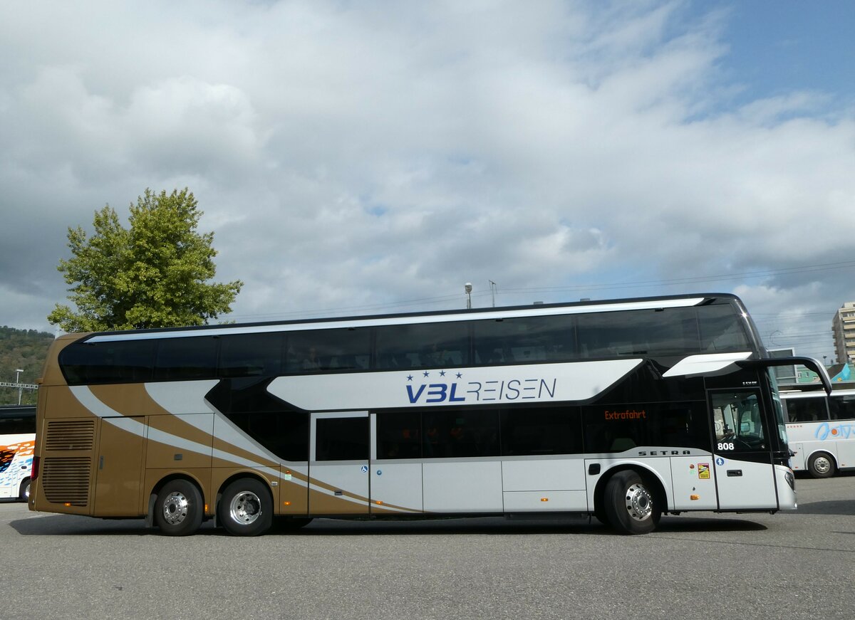 (255'723) - VBL Luzern - Nr. 808/LU 212'789 - Setra am 30. September 2023 in Biel, Car Terminal