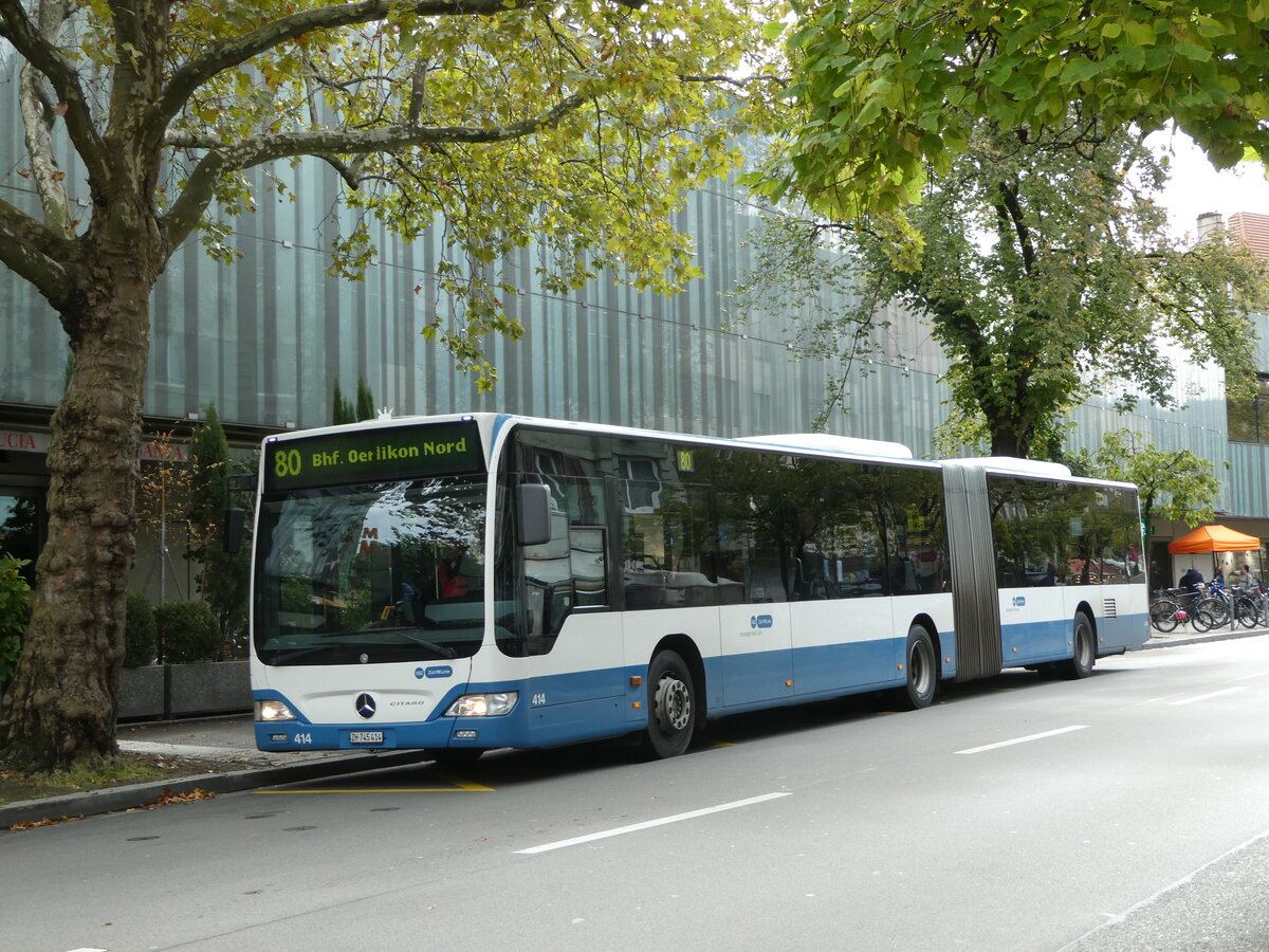 (256'285) - VBZ Z�rich - Nr. 414/ZH 745'414 - Mercedes am 21. Oktober 2023 in Z�rich, Lindenplatz
