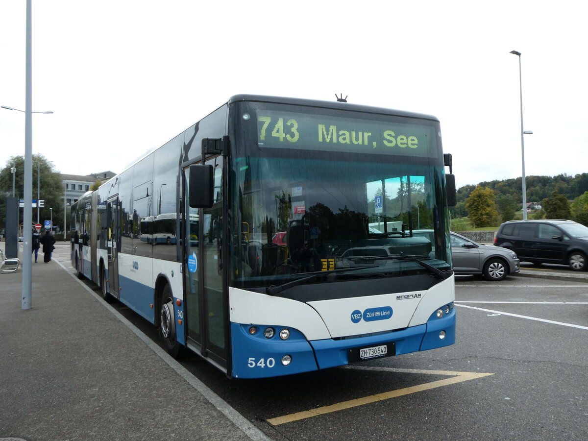 (256'309) - VBZ Zrich - Nr. 540/ZH 730'540 - Neoplan am 21. Oktober 2023 beim Bahnhof Zrich Stettbach