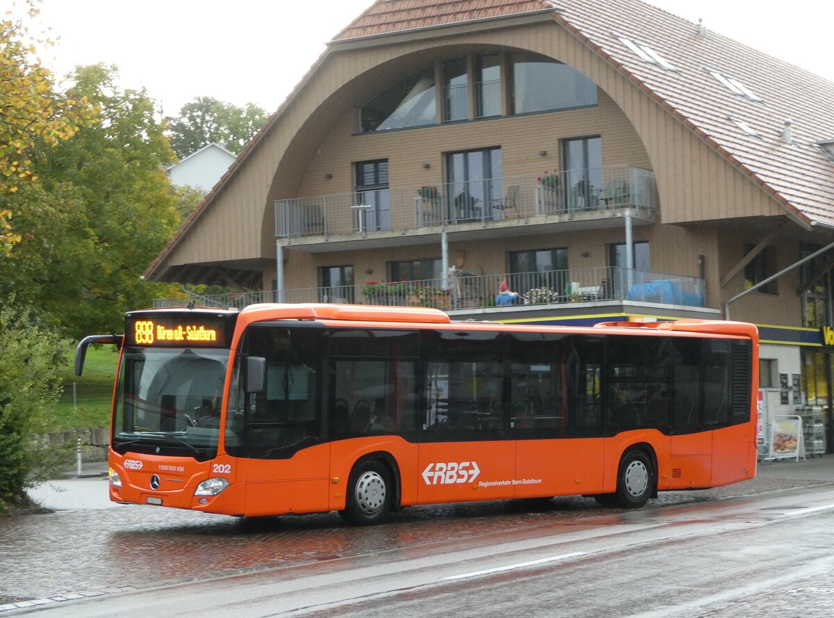 (256'393) - RBS Worblaufen - Nr. 202/BE 800'202 - Mercedes am 26. Oktober 2023 in Schnottwil, Post