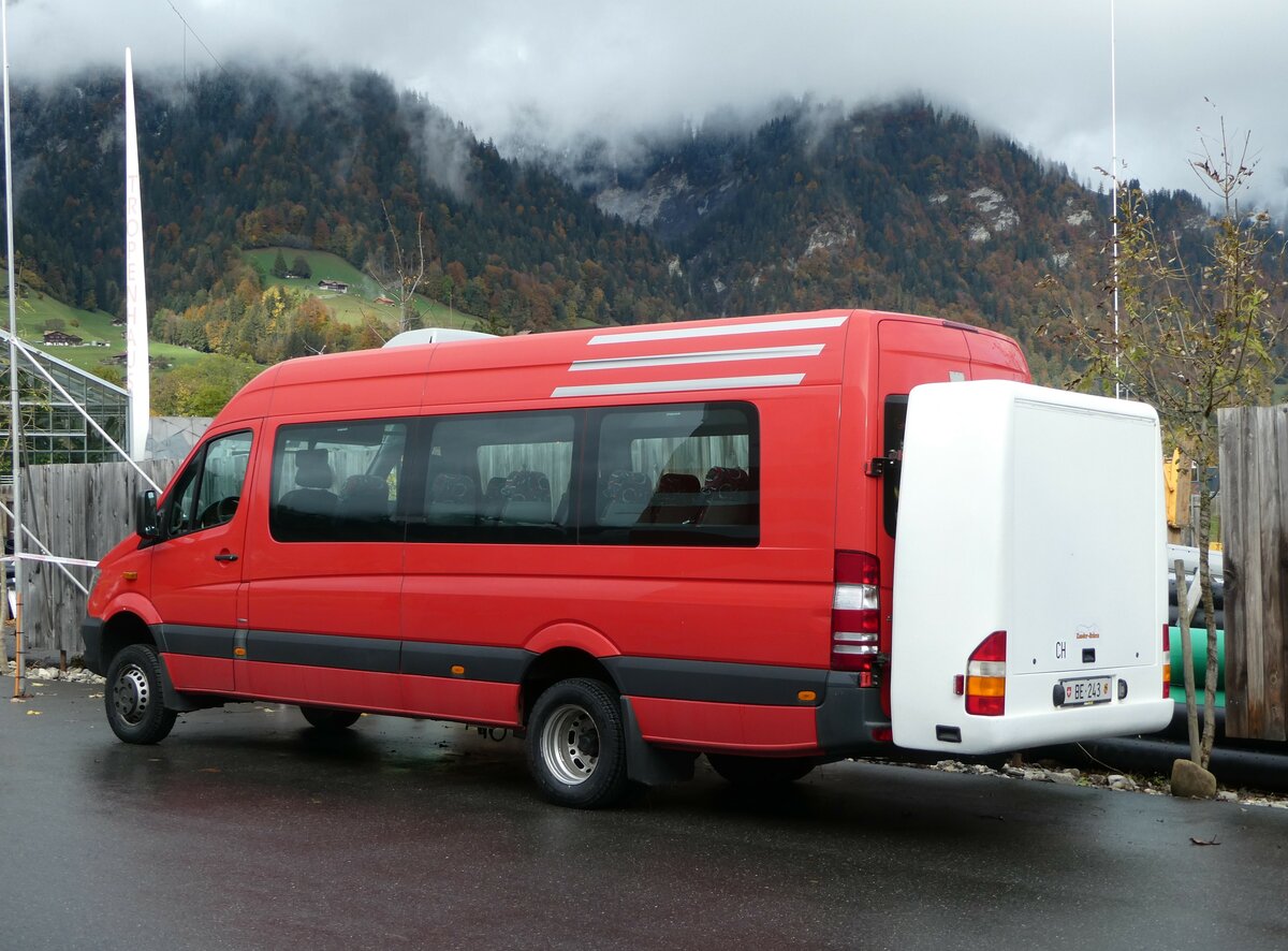 (256'656) - Elsigenalp Bahnen, Achseten - BE 243 - Mercedes (ex AFA Adelboden Nr. 53) am 3. November 2023 in Frutigen, Garage AFA