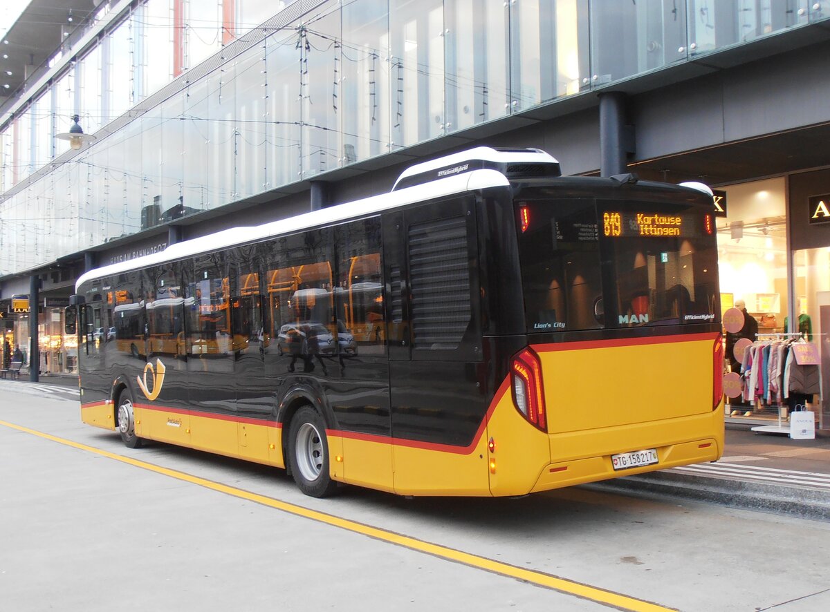 (257'681) - PostAuto Ostschweiz - TG 158'217/PID 11'897 - MAN am 15. Dezember 2023 beim Bahnhof Frauenfeld