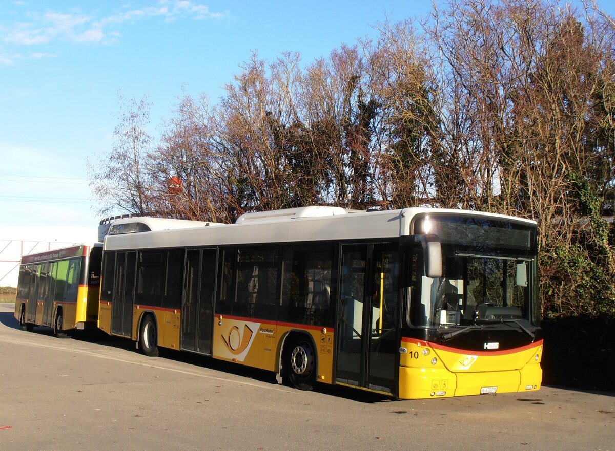 (257'916) - PostAuto Bern - Nr. 10/BE 673'731/PID 5500 - Hess (ex Klopfstein, Laupen Nr. 10) am 24. Dezember 2023 in Kerzers, Interbus 