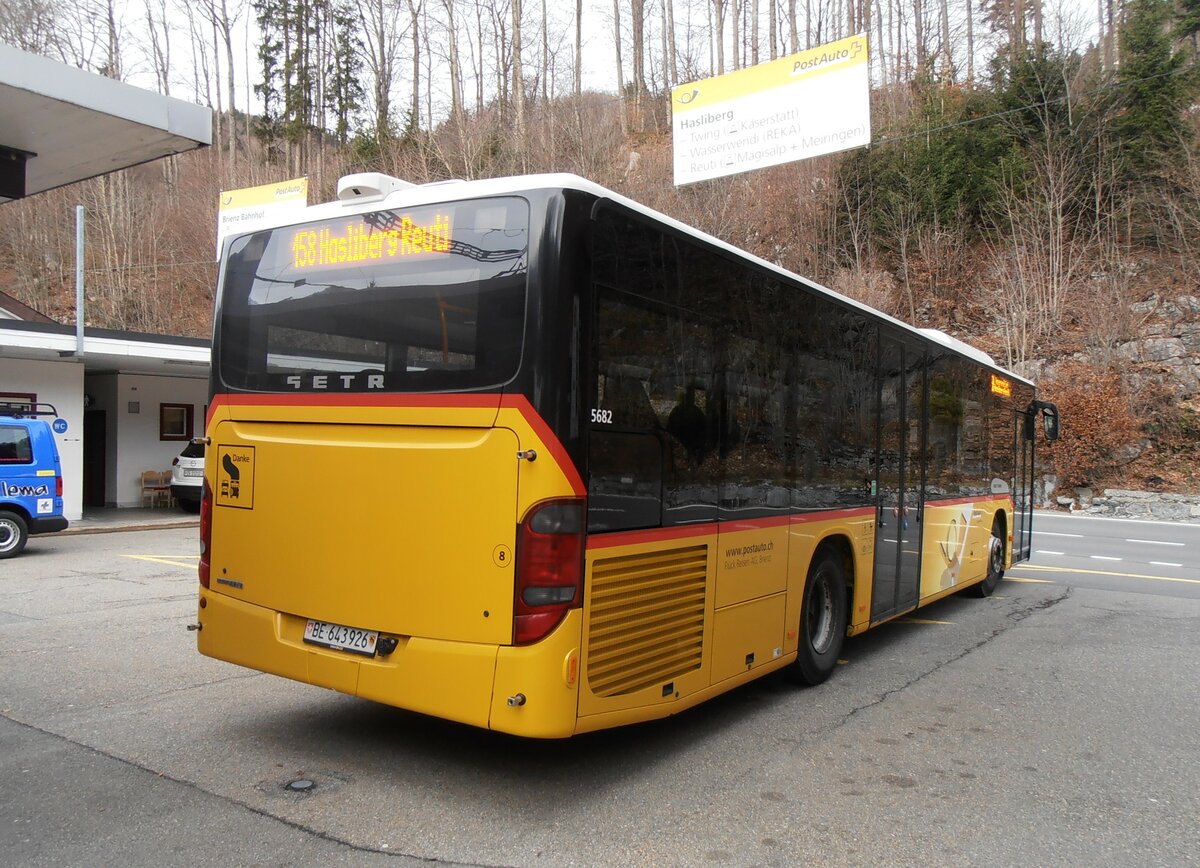 (257'945) - Fl�ck, Brienz - Nr. 8/BE 643'926/PID 5682 - Setra am 28. Dezember 2023 auf dem Br�nigpass