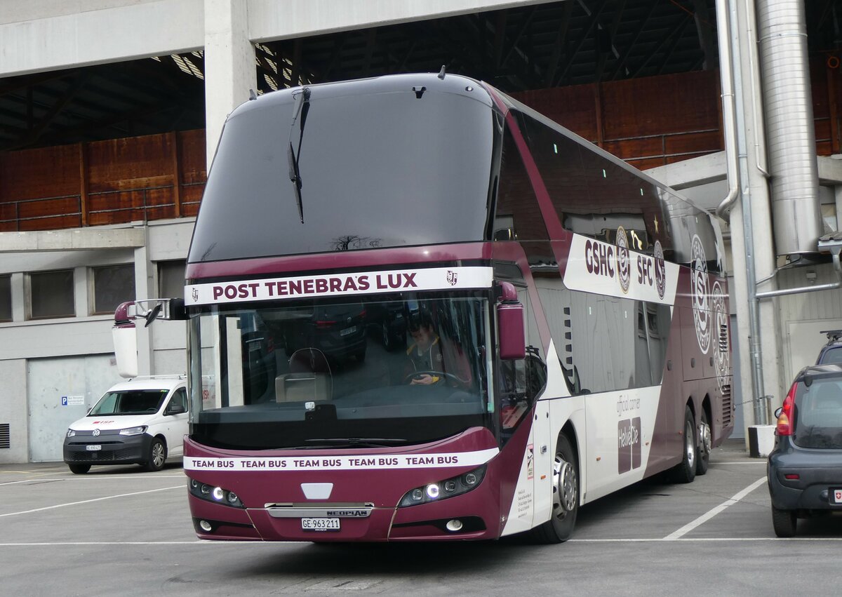 (259'447) - HelvCie, Satigny - Nr. 31'083/GE 963'211 - Neoplan am 18. Februar 2024 in Thun, Grabengut