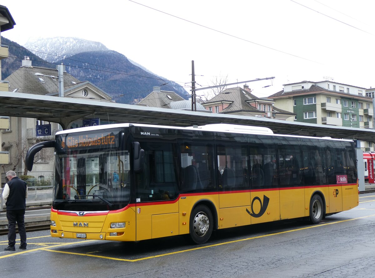 (259'773) - PostAuto Wallis - VS 468'401/PID 10'908 - MAN am 27. Februar 2024 beim Bahnhof Brig