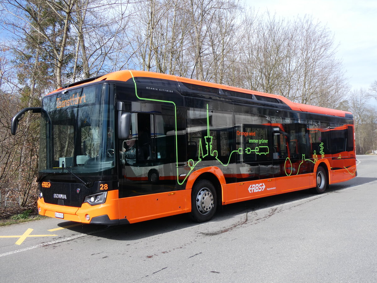 (259'929) - RBS Worblaufen - Nr. 28/BE 678'928 - eScania am 3. M�rz 2024 in Worblaufen, Garage