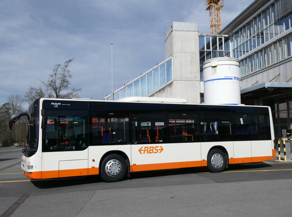 (259'959) - RBS Worblaufen - Nr. 19/BE 666'119 - MAN am 3. M�rz 2024 in Worblaufen, Garage