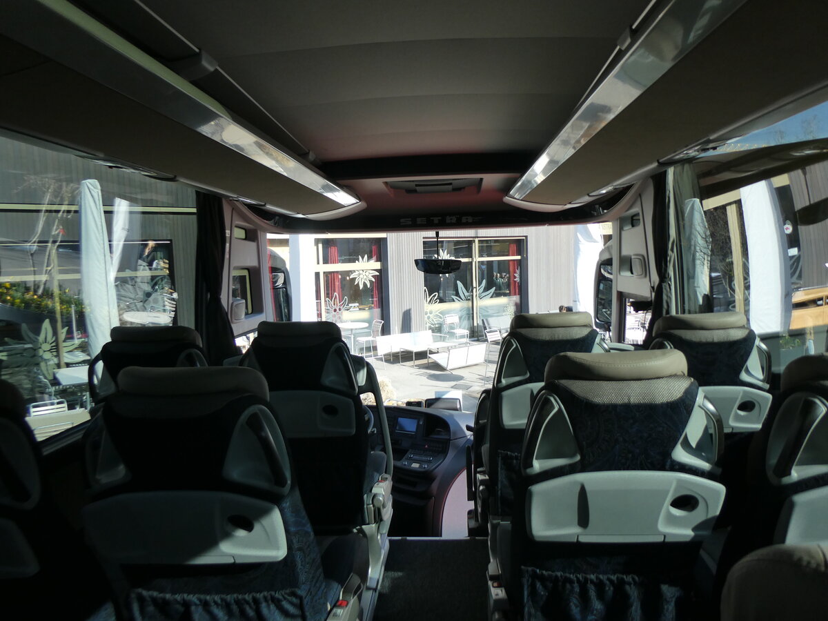(260'212) - Zerzuben, Visp-Eyholz - Nr. 14/VS 549'314 - Setra am 9. M�rz 2024 in Sursee, Pfarreizentrum (Innenaufnahme)