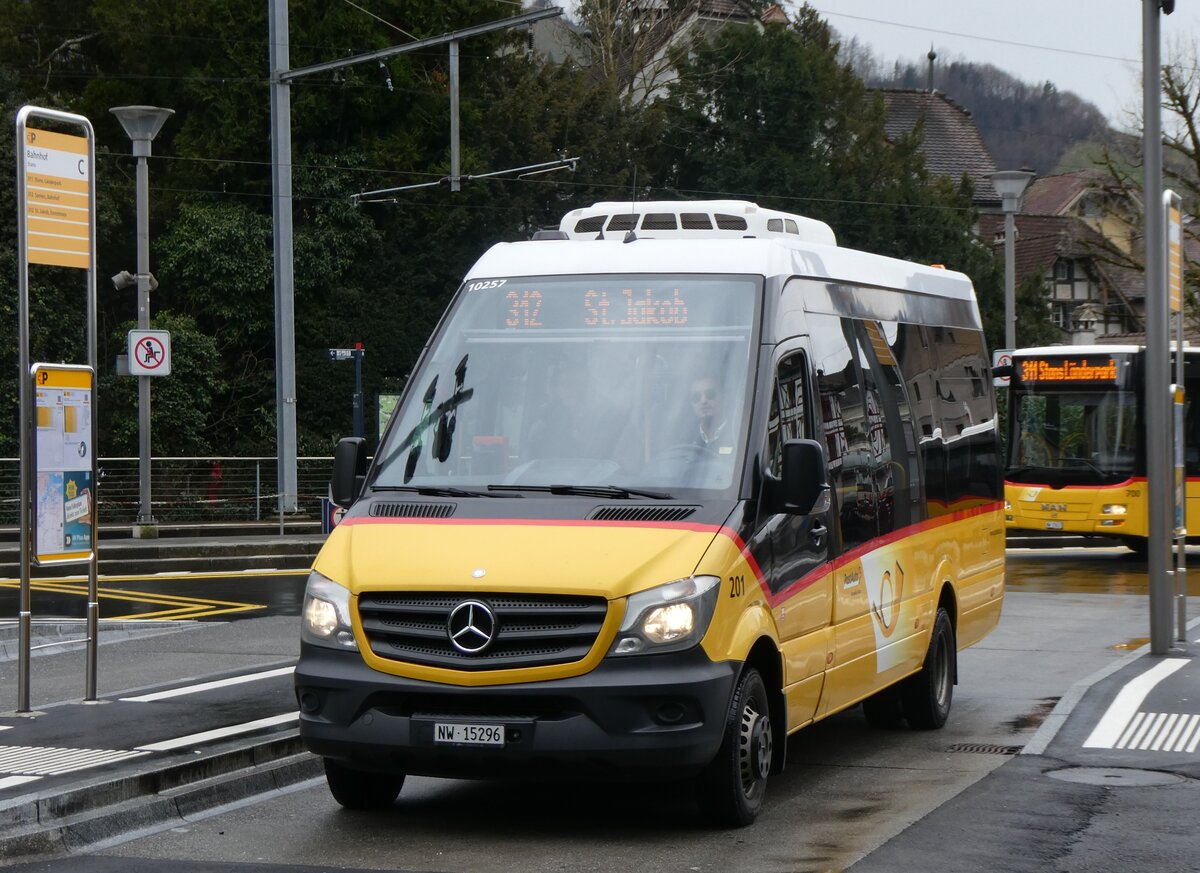 (260'288) - PostAuto Zentralschweiz - Nr. 201/NW 15'296/PID 10'257 - Mercedes (ex Nr. 31; ex Nr. 21; ex Dillier, Sarnen Nr. 21) am 12. M�rz 2024 beim Bahnhof Stans