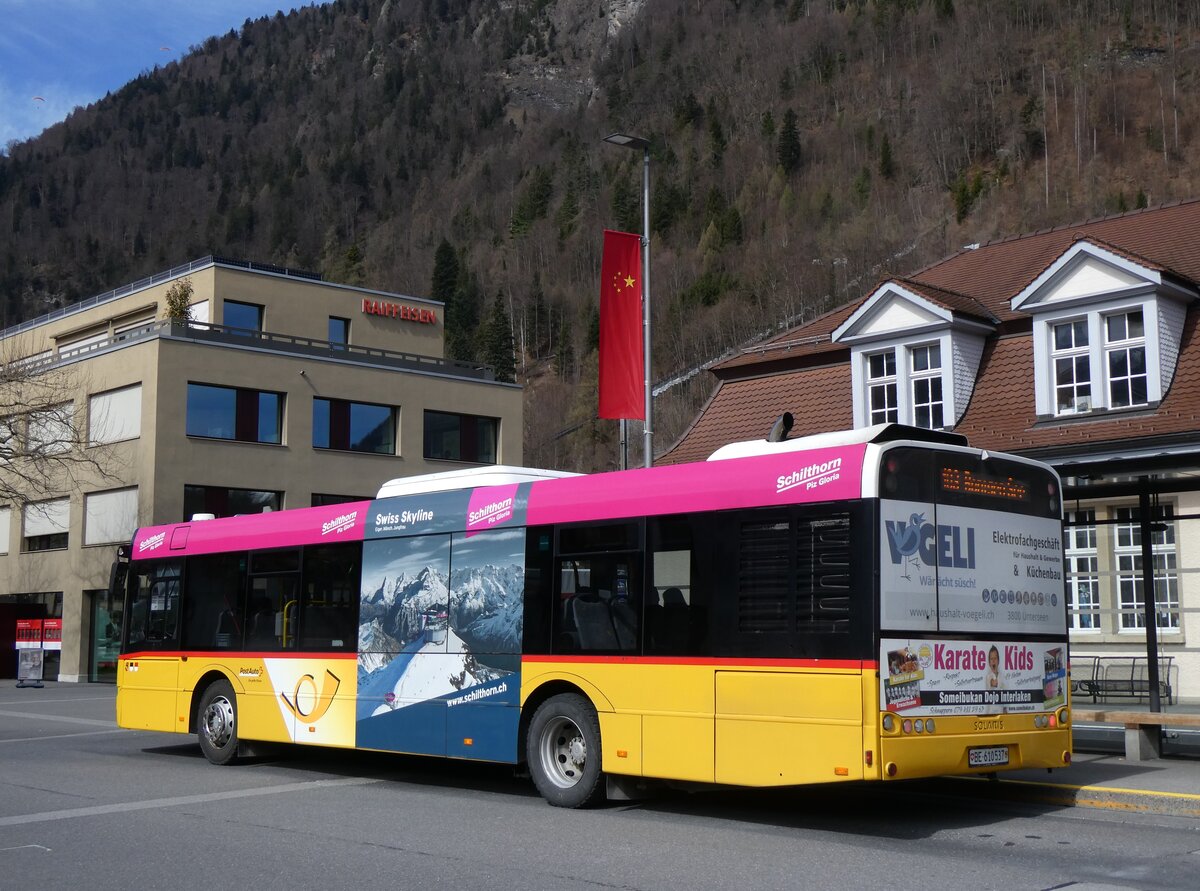 (260'619) - PostAuto Bern - BE 610'537/PID 5070 - Solaris am 22. M�rz 2024 beim Bahnhof Interlaken Ost