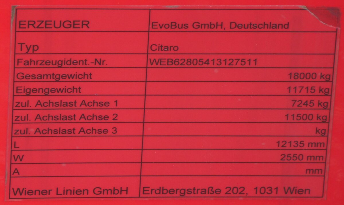 (260'804) - Typenschild - Wiener Linien, A-Wien Nr. 8120 - am 29. M�rz 2024 in Winterthur, Daimler Buses