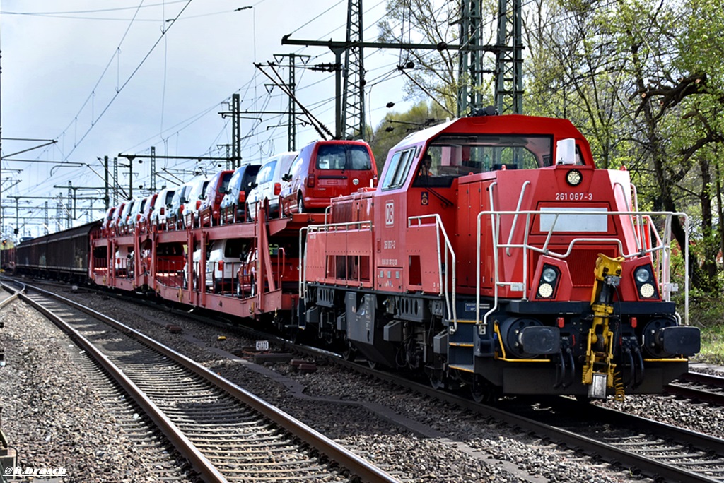 261 067-3 zog einen mischer durch hh-harburg,22.04.17