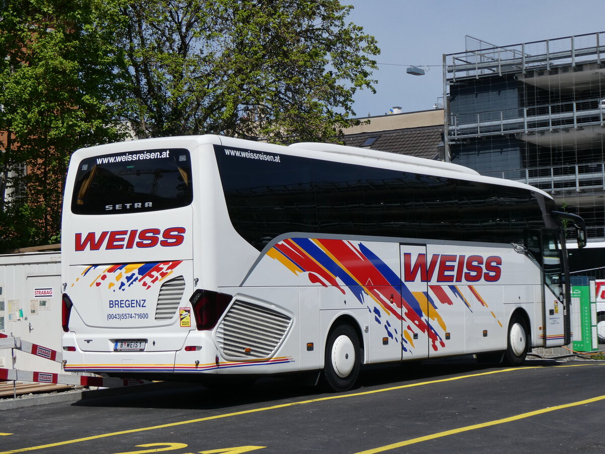 (261'202) - Aus Oesterreich: Weiss, Bregenz - B WEIS 1 - Setra am 12. April 2024 in Z�rich, Sihlquai
