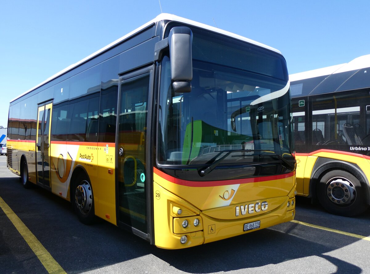 (262'272) - Flck, Brienz - Nr. 29/BE 868'729/PID 11'831 - Iveco am 11. Mai 2024 in Kerzers, Interbus