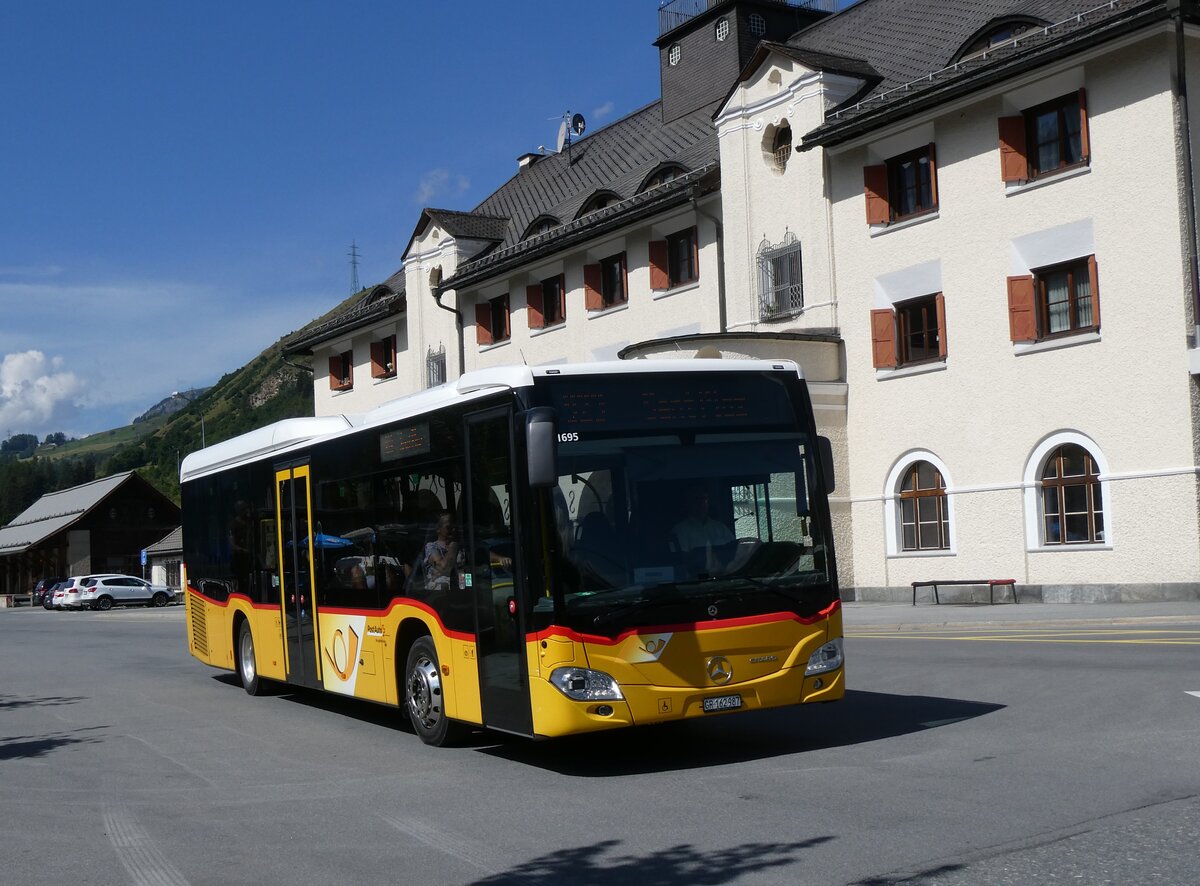 (266'228) - PostAuto Graub�nden - GR 162'987/PID 11'695 - Mercedes am 27. August 2024 beim Bahnhof Scuol-Tarasp