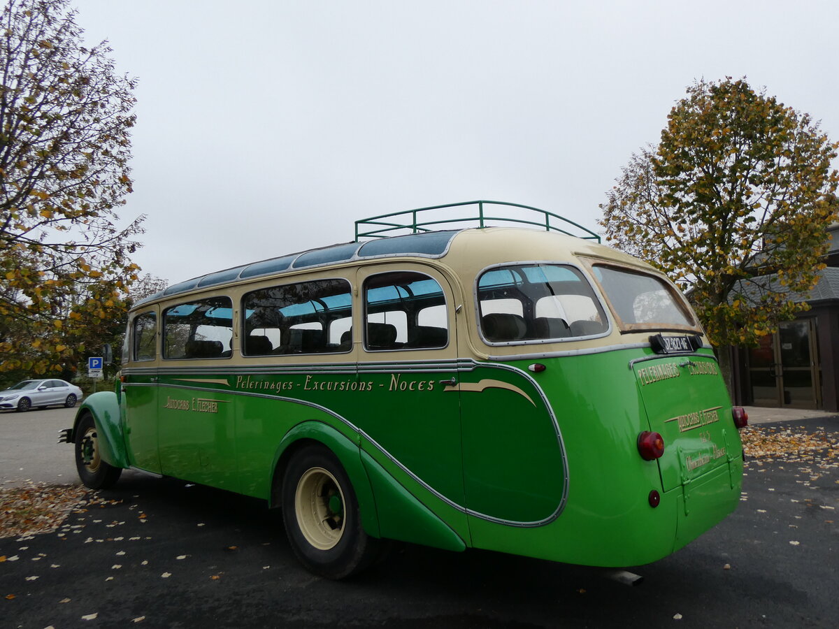 (268'593) - Flecher, Ohnenheim - DZ 827 AF - Saurer/Gangloff Colmar (ex Josy Tourisme, Russ; ex Astra Voyages, Strasbourg; ex Wagner, Cleebourg; ex Astra Voyages, Strasbourg) am 26. Oktober 2024 in Kintzheim, Cigoland