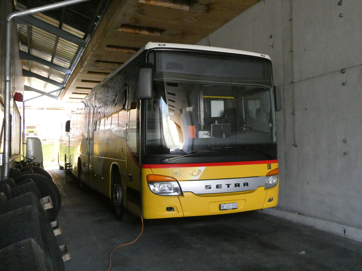 (268'987) - K�bli, Gstaad - Nr. 6/BE107'055/PID 4534 - Setra am 7. November 2024 in Gstaad, Garage