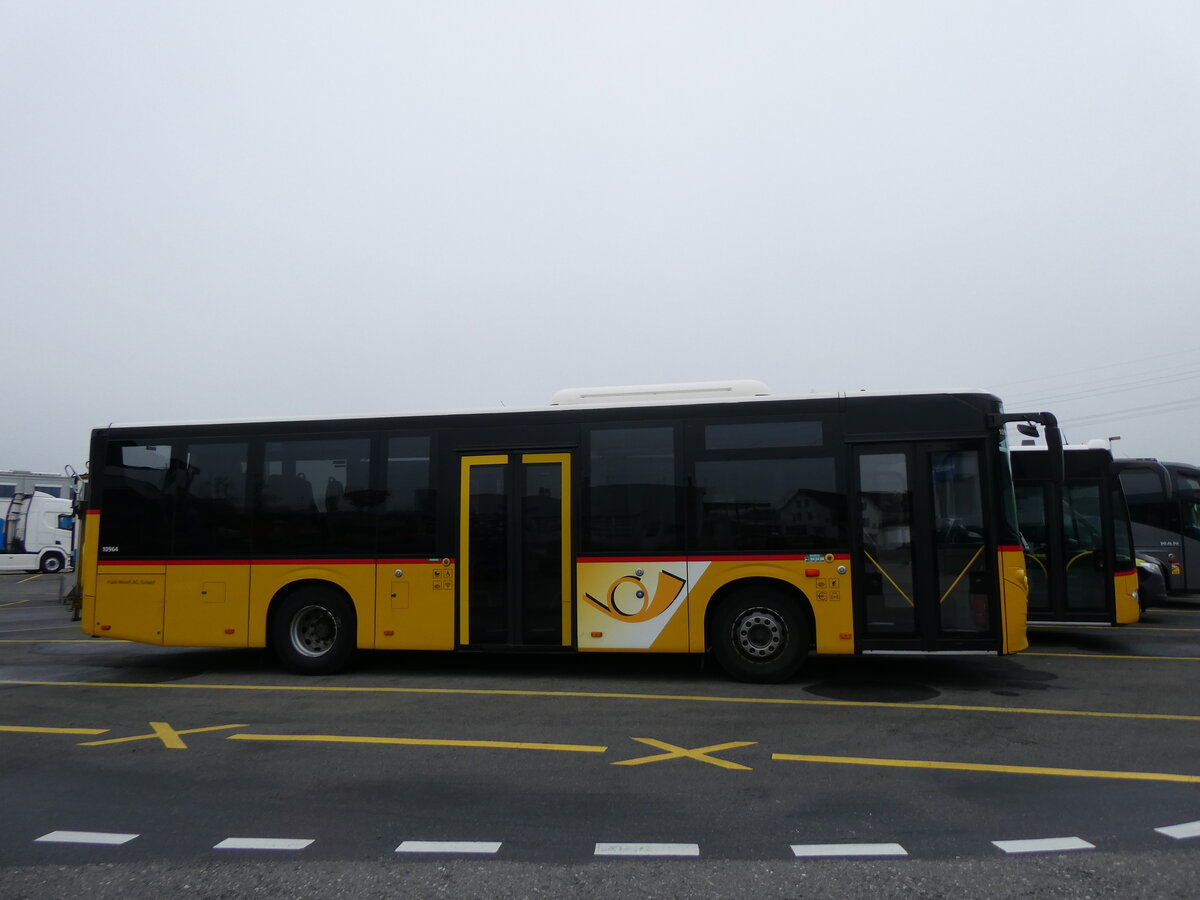 (269'116) - K�bli, Gstaad - BE 403'014/PID 10'964 - Volvo am 10. November 2024 in Kerzers, Interbus