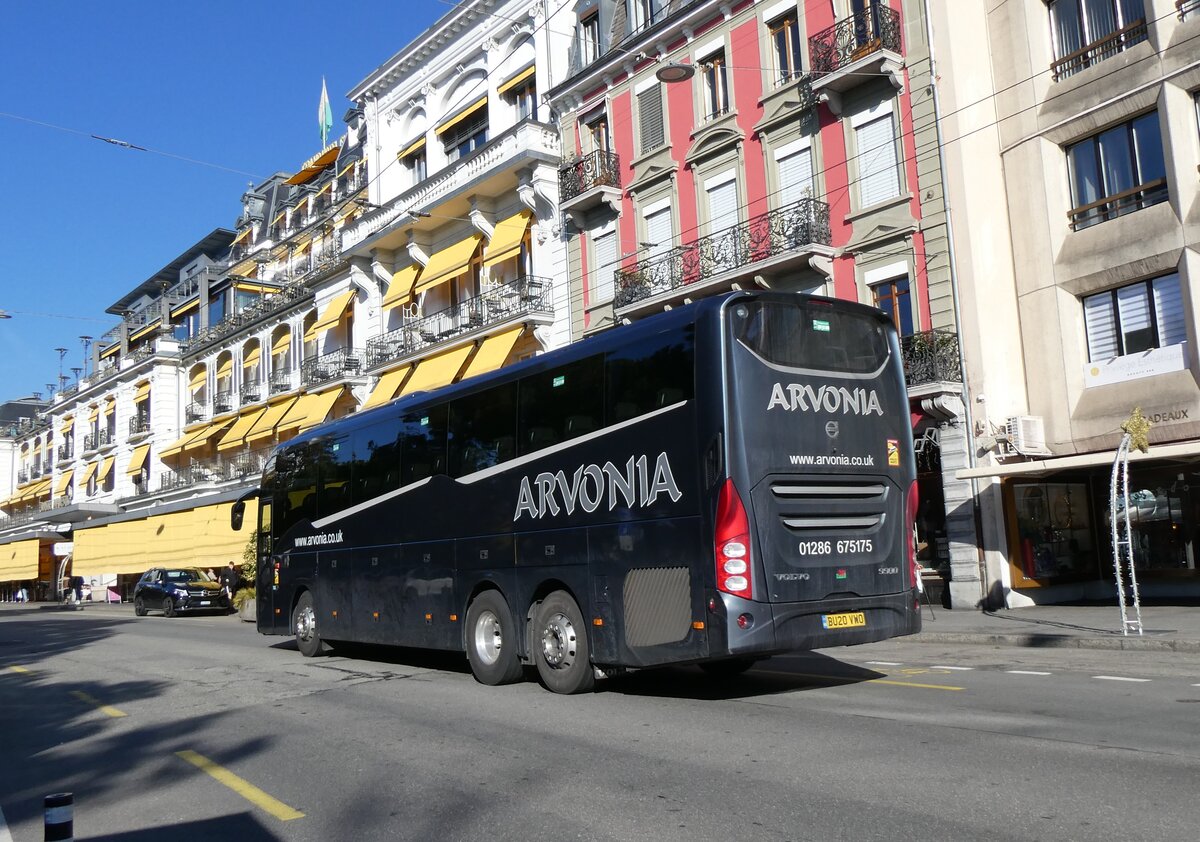 (269'212) - Aus England: Arvonia, Caernarfon - BU20 VWO - Volvo am 16. November 2024 in Montreux, D�barcad�re