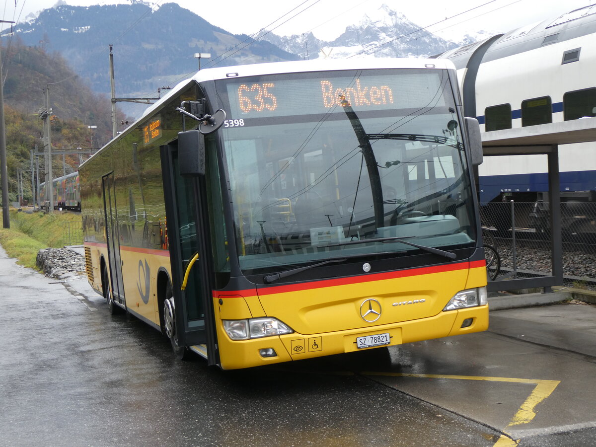 (269'267) - PostAuto Ostschweiz - SZ 78'821/PID 5398 - Mercedes (ex Kistler, Reichenburg) am 19. November 2024 beim Bahnhof Ziegelbr�cke