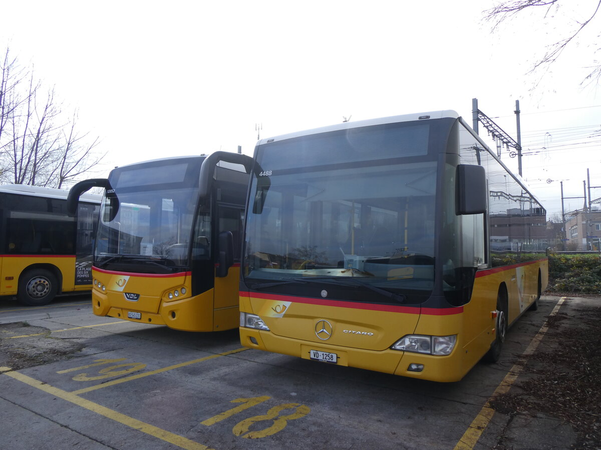 (269'500) - CarPostal Ouest - VD 1258/PID 4488 - Mercedes (ex TPB, S�deilles) am 30. November 2024 in Yverdon, Garage