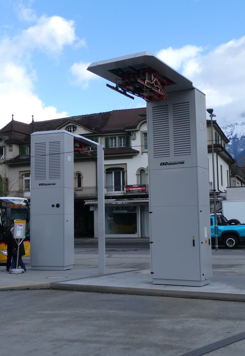 (269'628) - Ladestationen f�r Elektrobusse am 6. Dezember 2024 beim Bahnhof Interlaken West