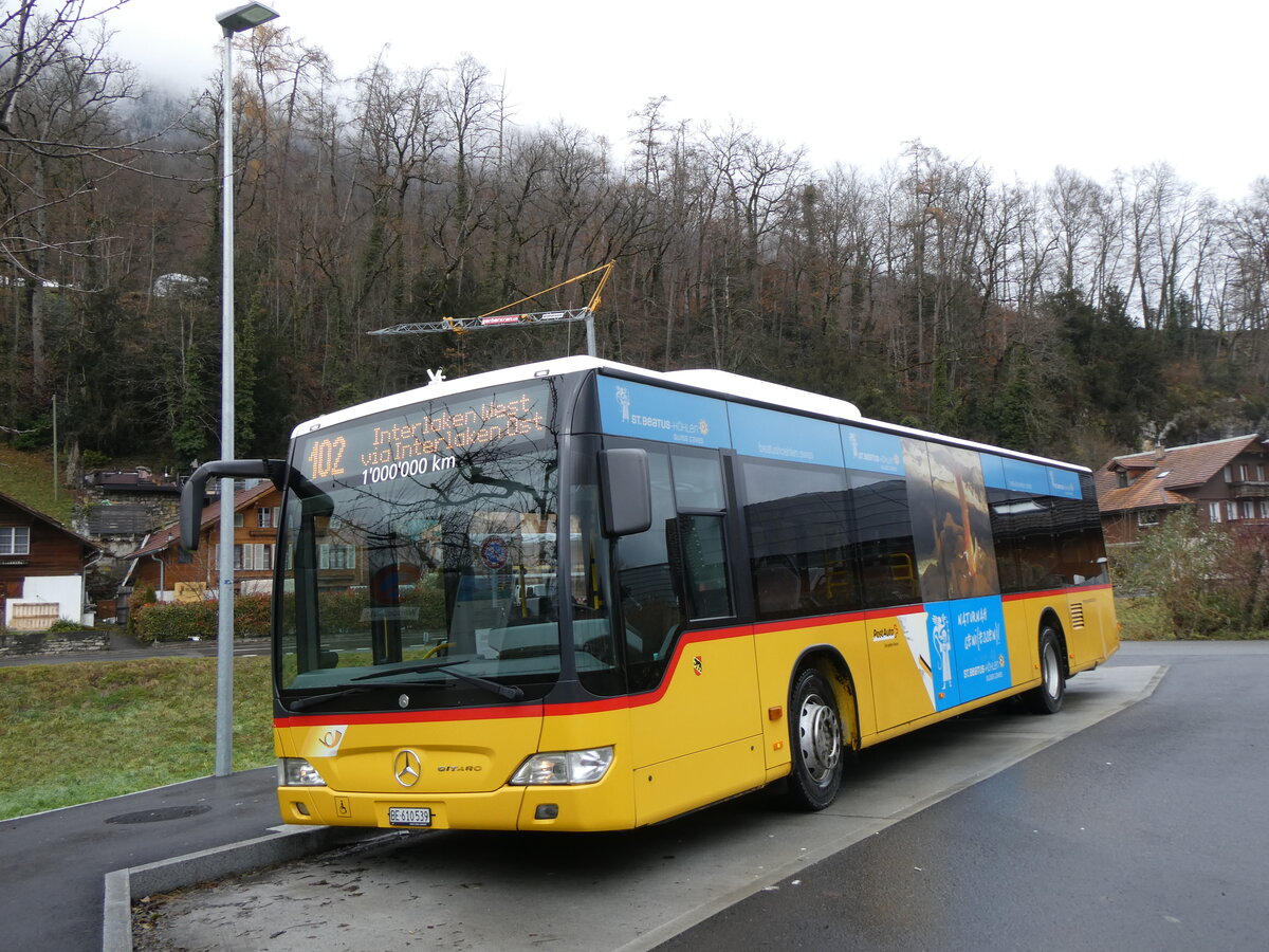 (269'694) - PostAuto Bern - BE 610'539/PID 5270 - Mercedes (ex BE 700'281; ex Schmocker, Stechelberg Nr. 2) am 9. Dezember 2024 in Ringgenberg, S�ge