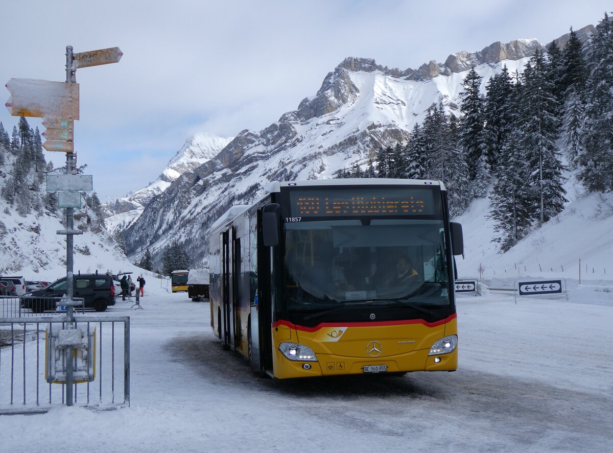 (270'066) - K�bli, Gstaad - BE 360'355/PID 11'857 - Mercedes (ex PostAuto Bern BE 538'988; ex PostAuto Bern BE 653'386) am 21. Dezember 2024 in Col du Pillon, Glacier 3000