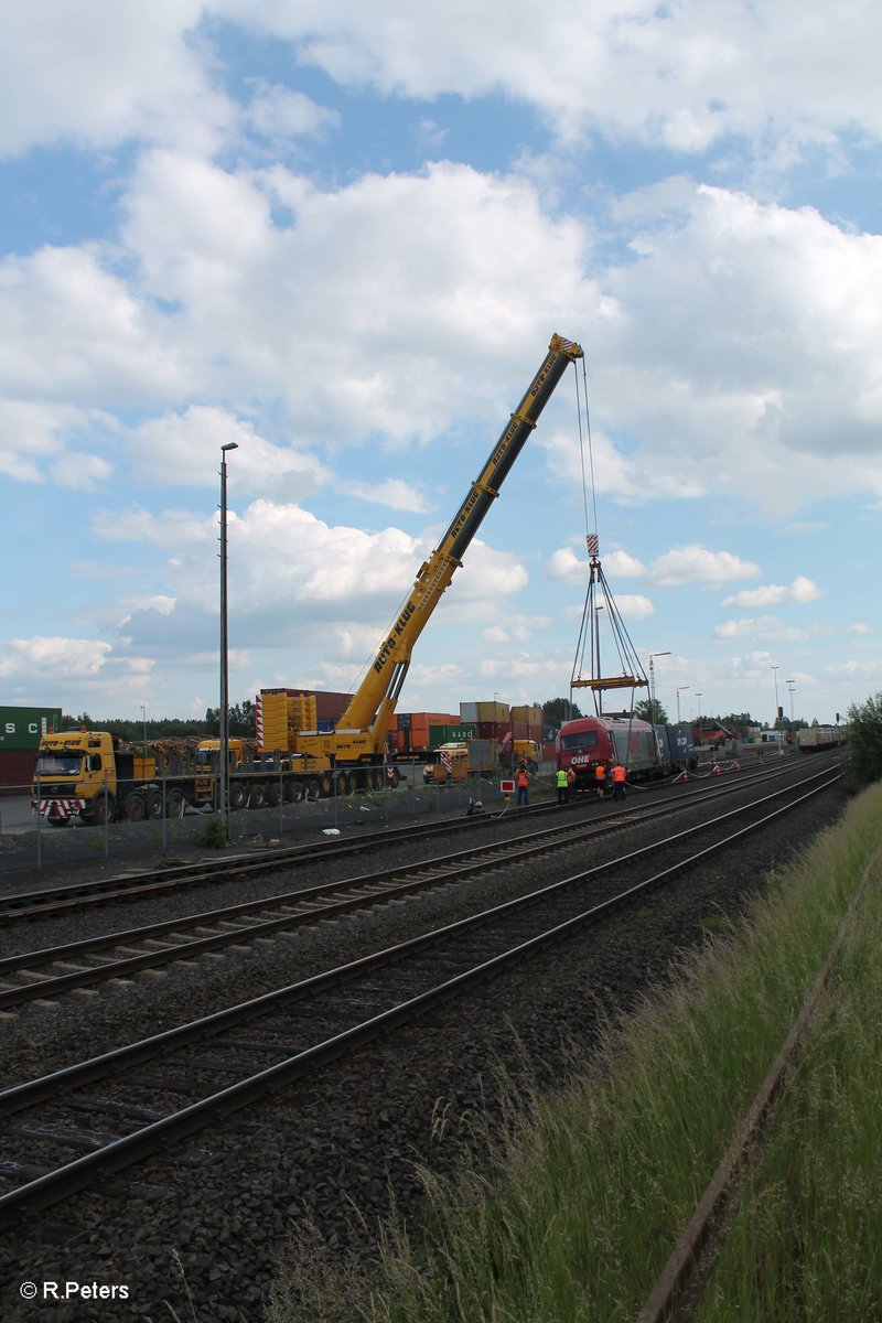 270082 und der 100 Tonnen Krahn. 10.06.16