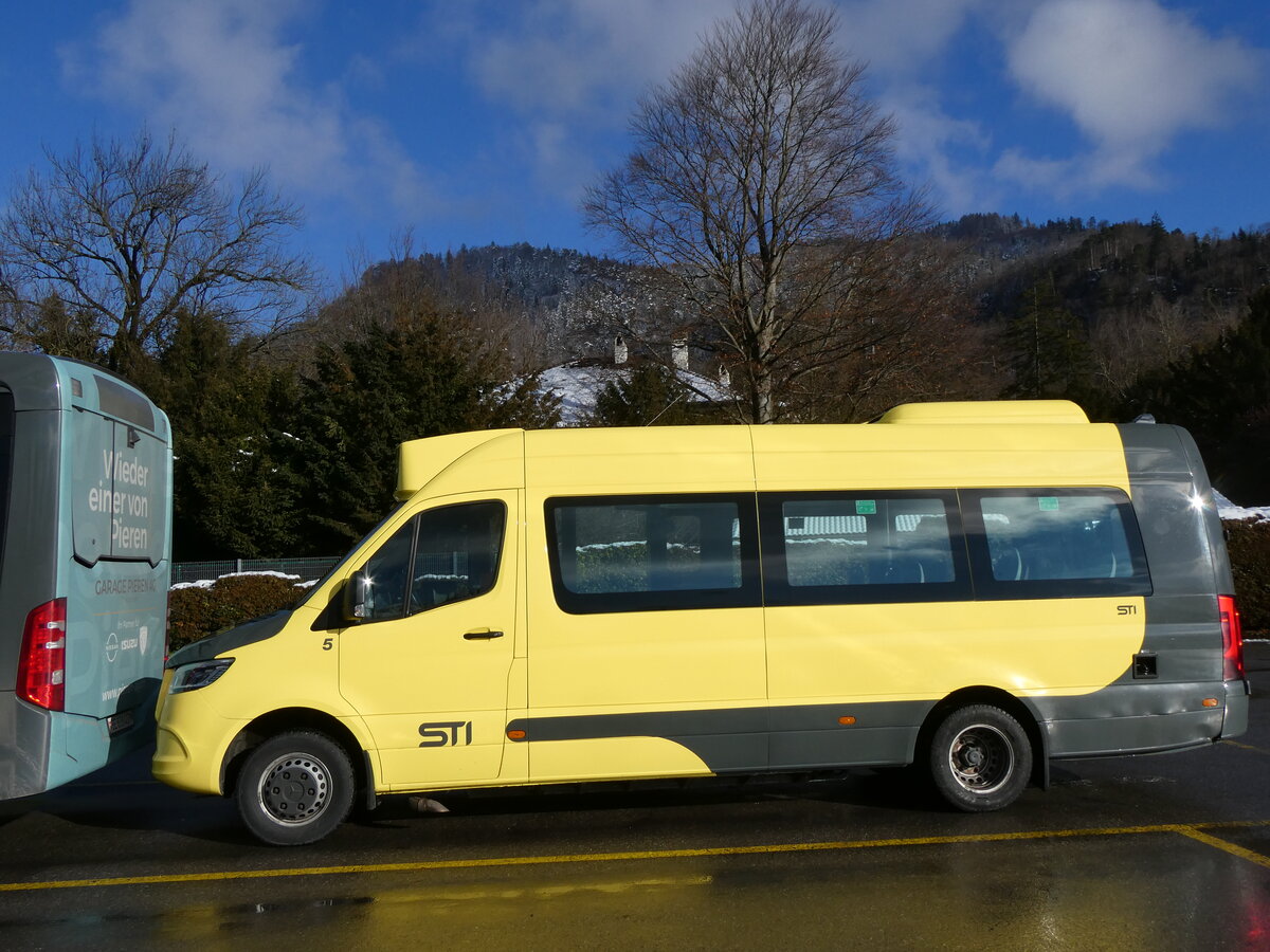 (270'161) - STI Thun - Nr. 5/BE 816'005 - Mercedes am 24. Dezember 2024 bei der Schiffl�ndte Thun