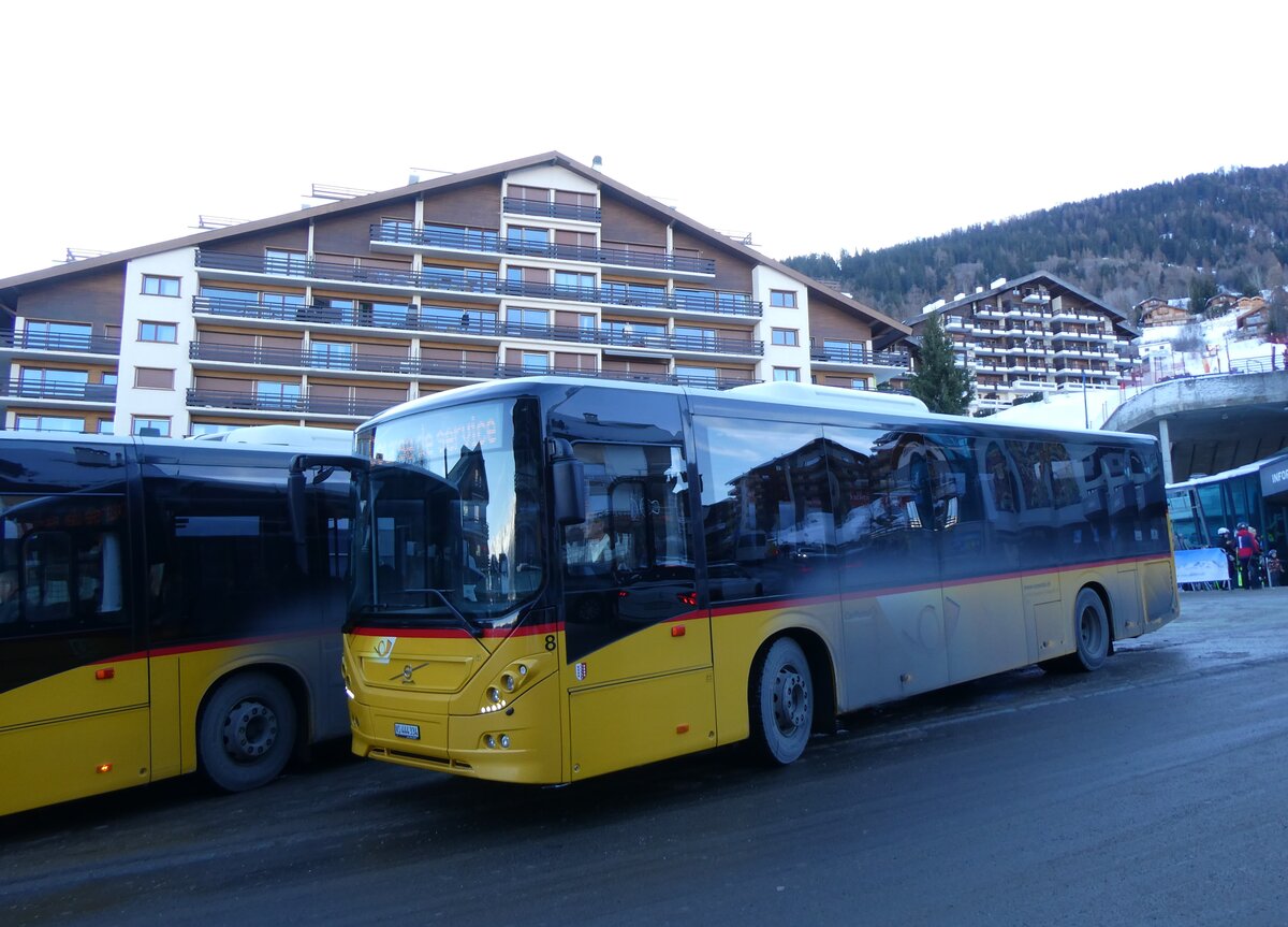 (270'487) - Lathion, Sion - Nr. 8/VS 444'334/PID 11'486 - Volvo am 1. Januar 2025 in Haute-Nendaz, T�l�cabine