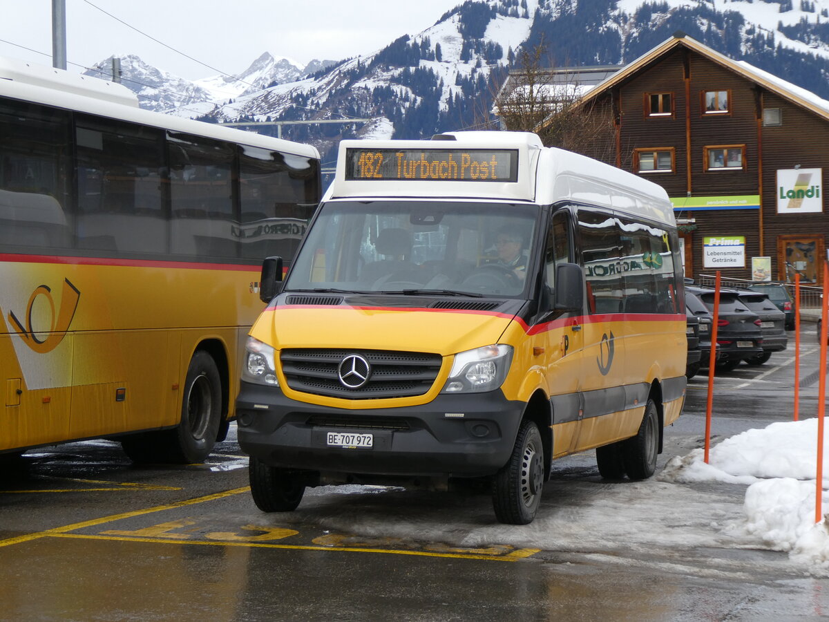 (270'686) - PostAuto Bern - BE 707'972/PID 10'890 - Mercedes (ex K�bli, Gstaad) am 6. Januar 2025 beim Bahnhof Gstaad